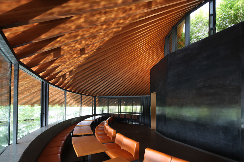 Sayama Lakeside Cemetery Community Hall | Hiroshi Nakamura & NAP Sayama Lakeside Cemetery Community Hall | Hiroshi Nakamura & NAP