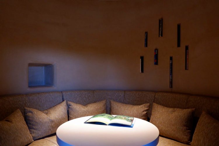 ©Hiroshi Nakamura & NAP