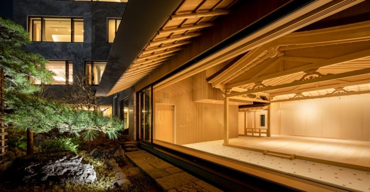 © Kawasumi・Kobayashi Kenji Photograph Office